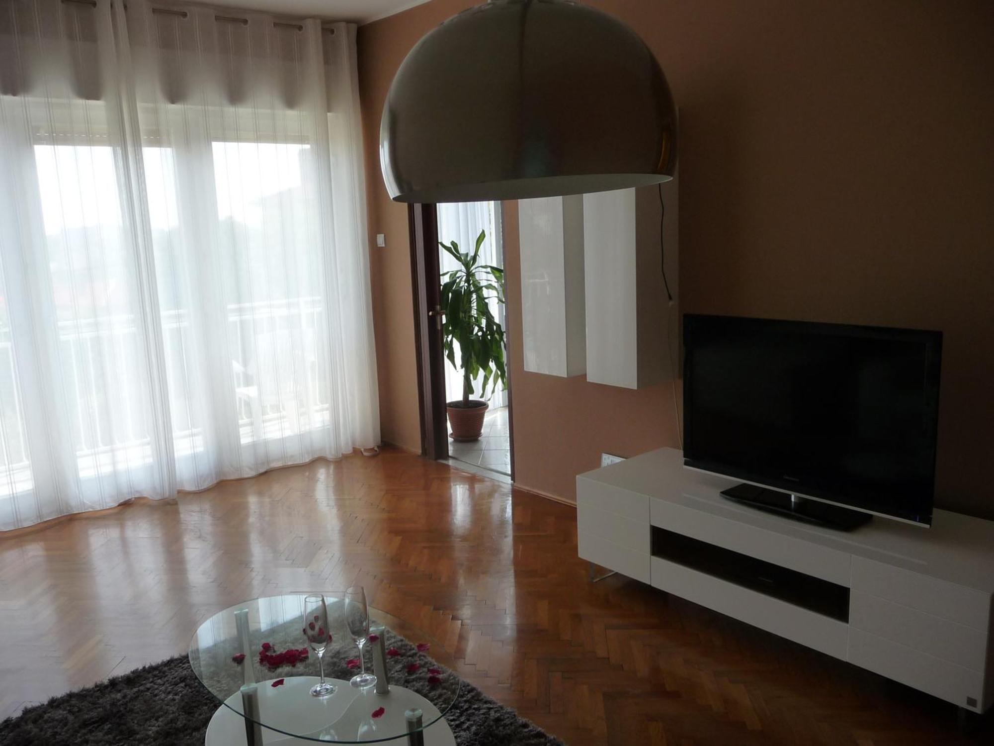 بولا Apartments Noris المظهر الخارجي الصورة