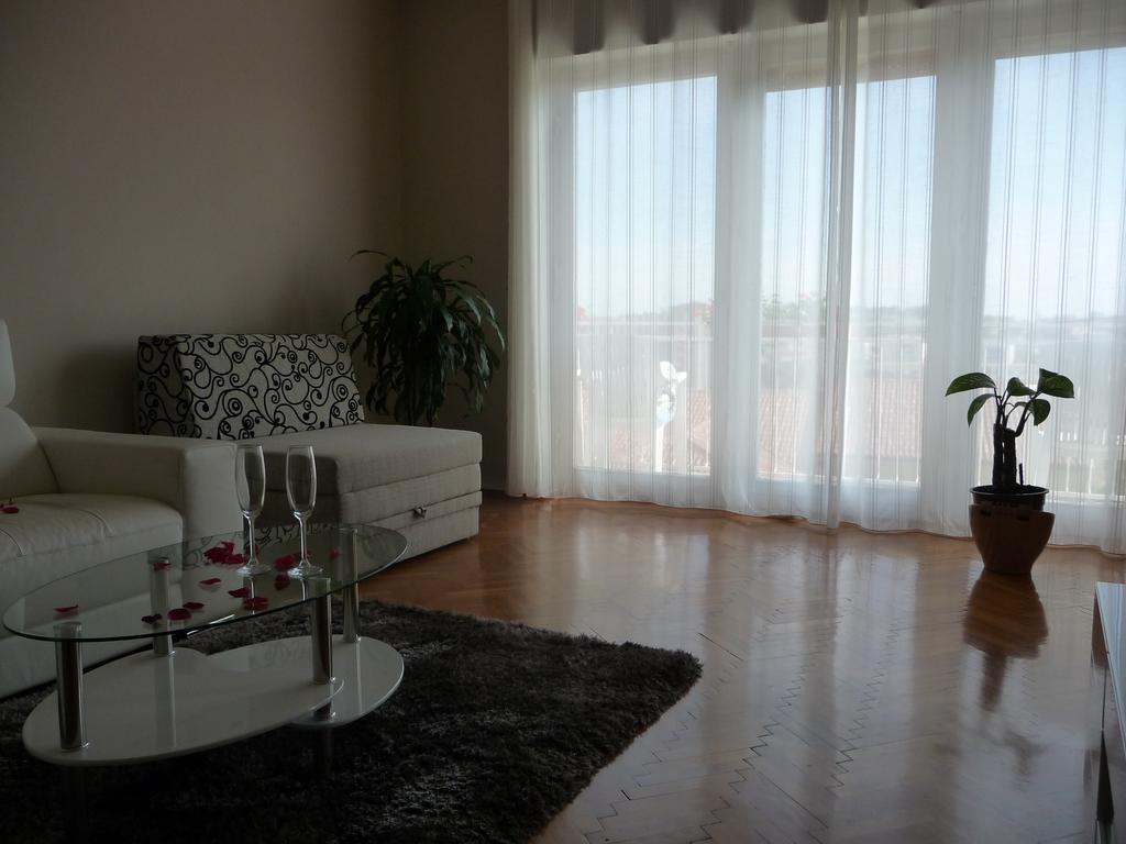 بولا Apartments Noris المظهر الخارجي الصورة