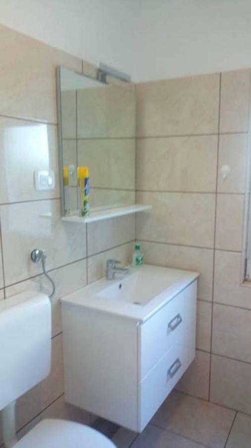 بولا Apartments Noris المظهر الخارجي الصورة